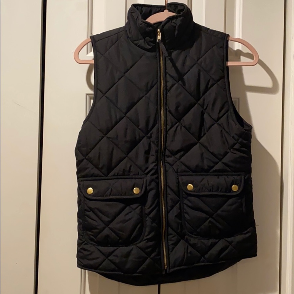NWOT quilted vest Size S
